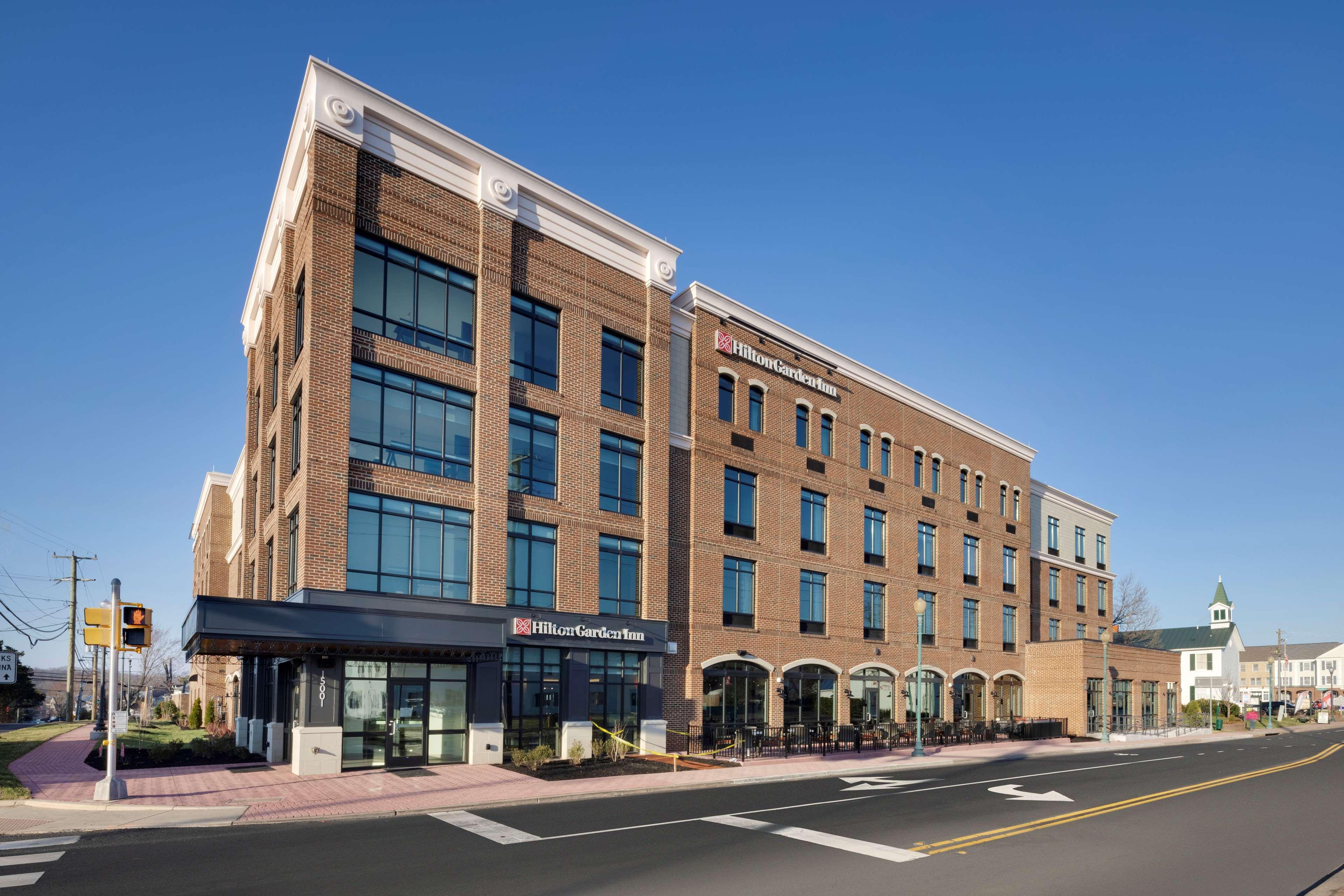 Hilton Garden Inn Haymarket Exterior photo